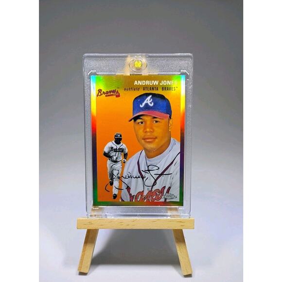 Andruw Jones #17 Topps Chrome Refractor SP 60/75 2023 - Picture 8 of 9